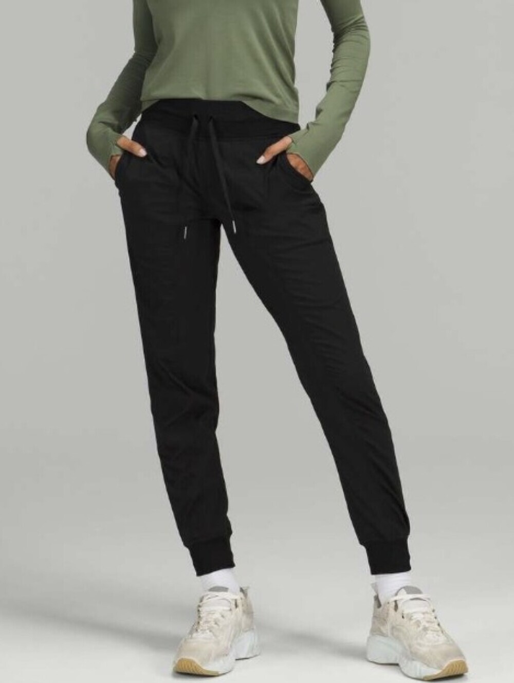 Lululemon Dance Studio Mid-Rise Jogger. Cuffs. Black, Small Striped. Size 2. 28"